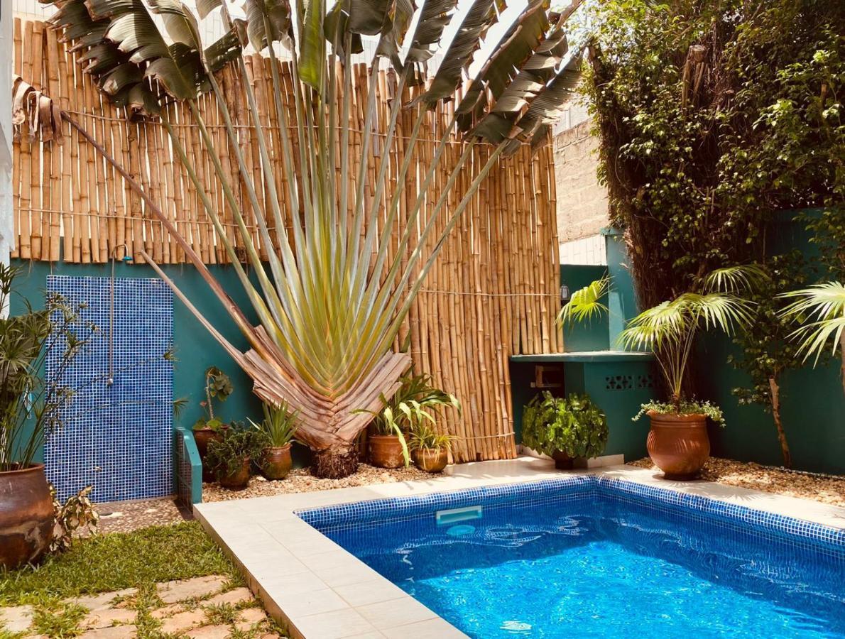 L'Oasis Guesthouse Cotonou Exterior photo