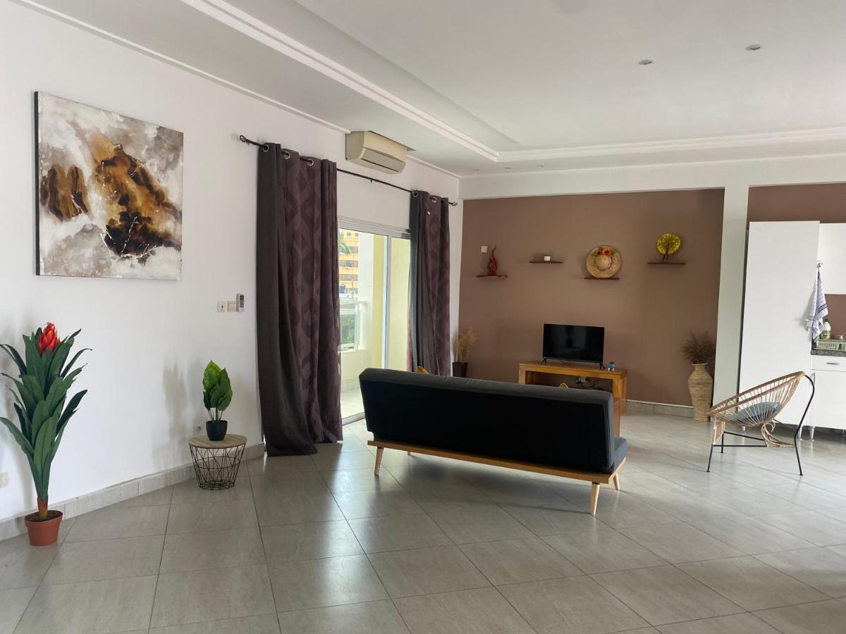 L'Oasis Guesthouse Cotonou Exterior photo